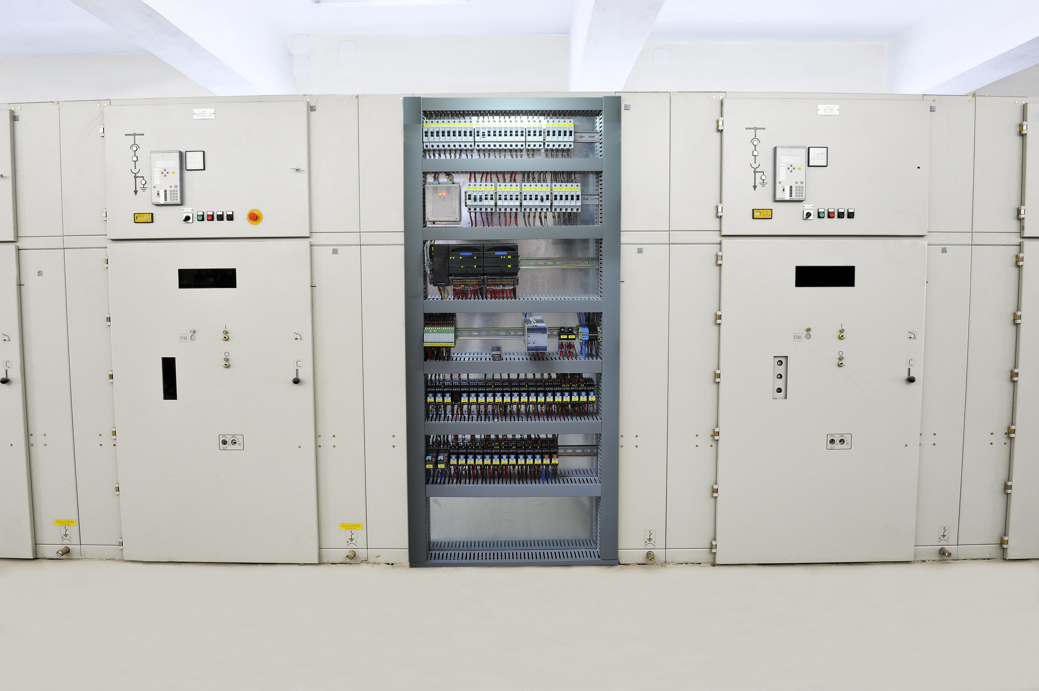 EN 60204-1: električne napake kot hišni standard